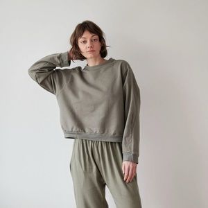 Wol Hide Easy Summer Sweatshirt // Fir